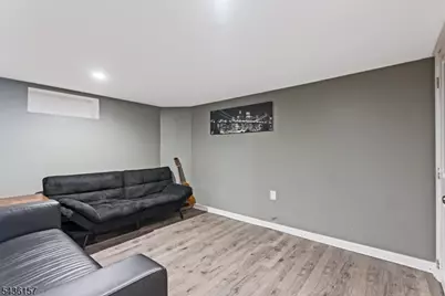 121 Kanouse St, Boonton Town, NJ 07005 - Photo 21