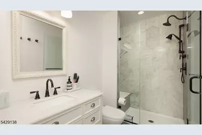 110 Orange Ave, Cranford Township, NJ 07016 - Photo 27