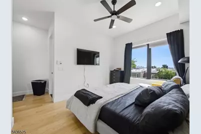 666 Ocean Ave, Jersey City, NJ 07305 - Photo 25