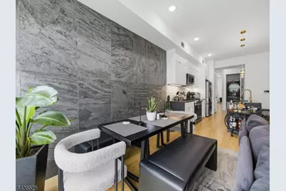 666 Ocean Ave, Jersey City, NJ 07305 - Photo 19