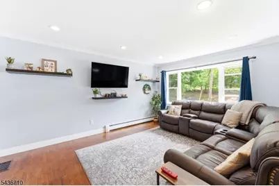 81 Elba Ave, Hopatcong, NJ 07843 - Photo 13