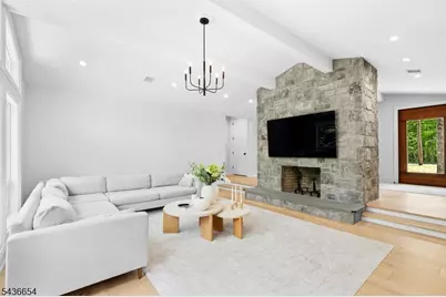 9 Hilltop Rd, Kinnelon, NJ 07405 - Photo 5