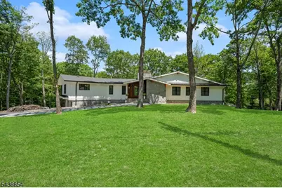 9 Hilltop Rd, Kinnelon, NJ 07405 - Photo 3