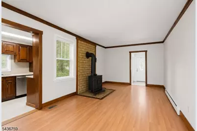 46 Ideal St, Long Hill Township, NJ 07933 - Photo 9