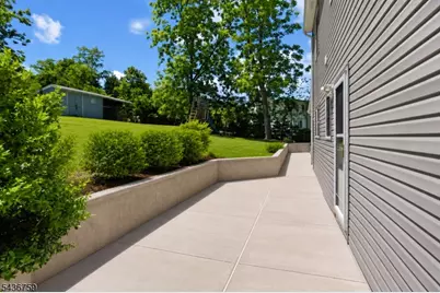 46 Ideal St, Long Hill Township, NJ 07933 - Photo 17