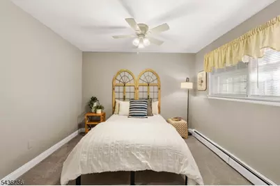 97 Beacon Hill Rd, Washington Township, NJ 07830 - Photo 27