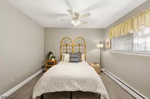 97 Beacon Hill Rd, Washington Township, NJ 07830 - Photo 27