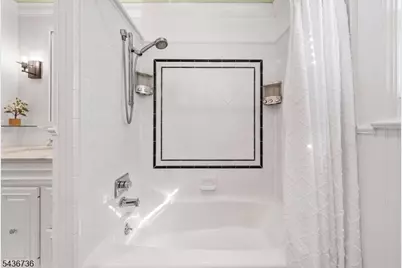 97 Beacon Hill Rd, Washington Township, NJ 07830 - Photo 25