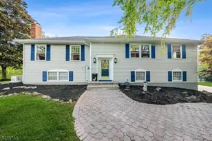 97 Beacon Hill Rd, Washington Township, NJ 07830 - Photo 3