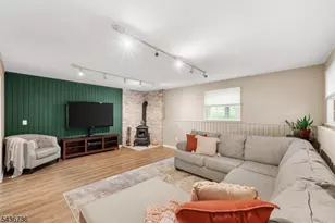 97 Beacon Hill Rd, Washington Township, NJ 07830 - Photo 29