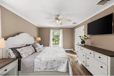 97 Beacon Hill Rd, Washington Township, NJ 07830 - Photo 21