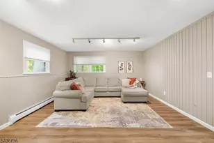 97 Beacon Hill Rd, Washington Township, NJ 07830 - Photo 33