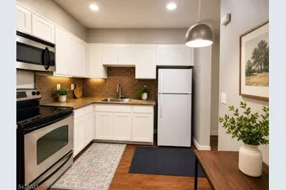 45 Hussa St #3, Linden, NJ 07036 - Photo 5