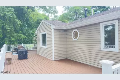 22 Richard Dr, Mount Arlington, NJ 07856 - Photo 19