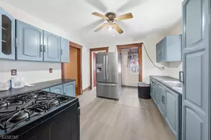 88 Woodbridge Ave, Woodbridge Township, NJ 07077 - Photo 5