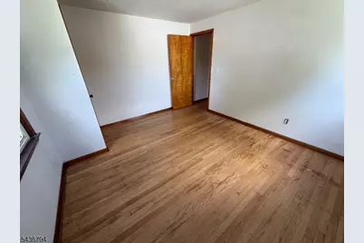 1018 Walnut St, Linden, NJ 07036 - Photo 5