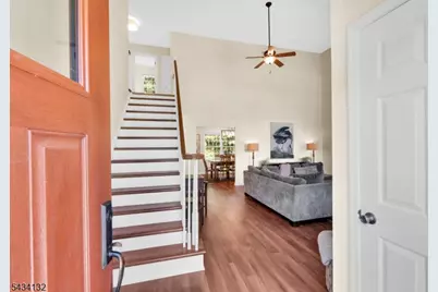7 Mitchell Ln, Clinton, NJ 08809 - Photo 5