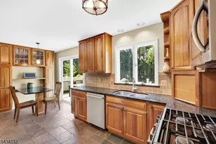 7 Mitchell Ln, Clinton, NJ 08809 - Photo 15