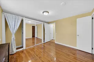 513 Brooklawn Ave, Roselle Boro, NJ 07203 - Photo 3
