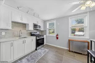 513 Brooklawn Ave, Roselle Boro, NJ 07203 - Photo 1