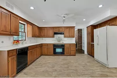 35 Manor Dr, Bernards Township, NJ 07920 - Photo 15