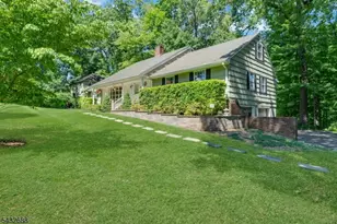 35 Manor Dr, Bernards Township, NJ 07920 - Photo 41