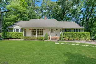 35 Manor Dr, Bernards Township, NJ 07920 - Photo 1