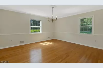 35 Manor Dr, Bernards Township, NJ 07920 - Photo 9