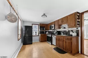33 West St, Bloomsbury, NJ 08804 - Photo 5