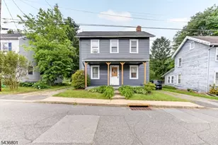 33 West St, Bloomsbury, NJ 08804 - Photo 1