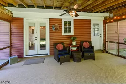 7 Crest Dr, Washington Township, NJ 07853 - Photo 21