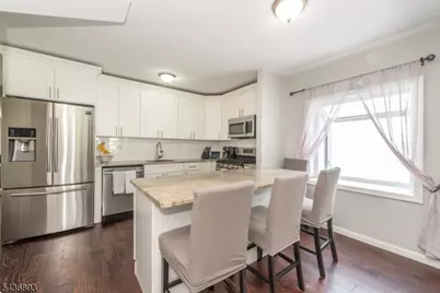 114 Sunrise Ter, Cedar Grove, NJ 07009 - Photo 7