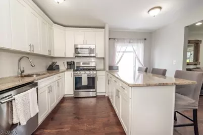 114 Sunrise Ter, Cedar Grove, NJ 07009 - Photo 5