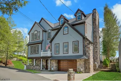 10 Oakdale Ave, Hopatcong, NJ 07843 - Photo 1