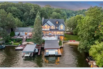 10 Oakdale Ave, Hopatcong, NJ 07843 - Photo 33