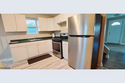 31 Stewart Pl, Fanwood, NJ 07023 - Photo 5