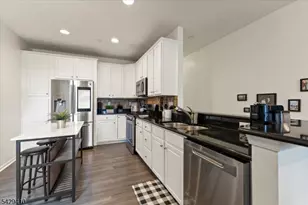 17 Swing Bridge Ln, South Bound Brook Boro, NJ 08880 - Photo 13