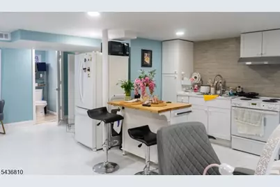 505 Knopf St, Linden, NJ 07036 - Photo 1
