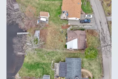 40 E Shore Dr, Hampton Township, NJ 07860 - Photo 33