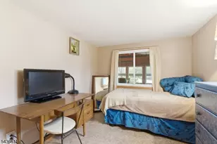 40 E Shore Dr, Hampton Township, NJ 07860 - Photo 25