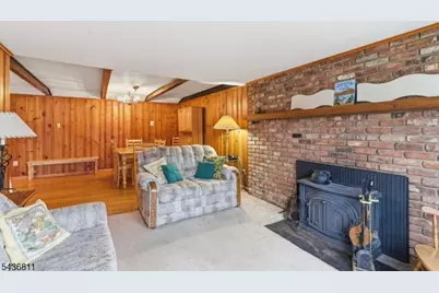 40 E Shore Dr, Hampton Township, NJ 07860 - Photo 11