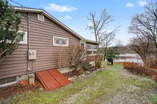 40 E Shore Dr, Hampton Township, NJ 07860 - Photo 47