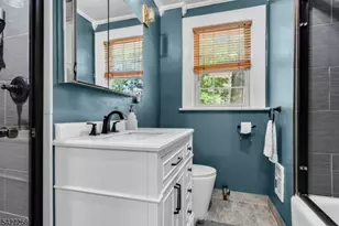 87 Keer Ave, Newark, NJ 07112 - Photo 15
