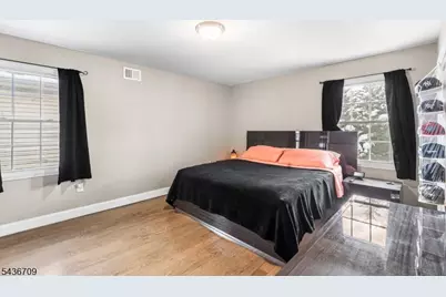 128 Baltimore Ave, Hillside, NJ 07205 - Photo 19