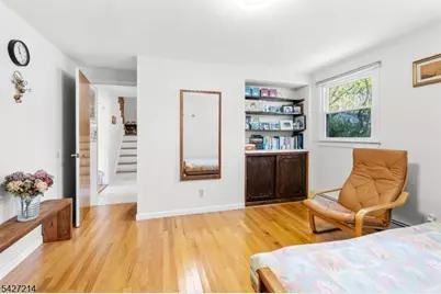 85 Redwood Rd, Springfield, NJ 07081 - Photo 9