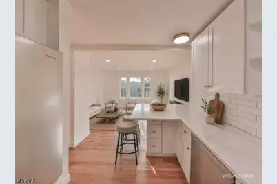 90 Chestnut St #A, Morristown, NJ 07960 - Photo 5