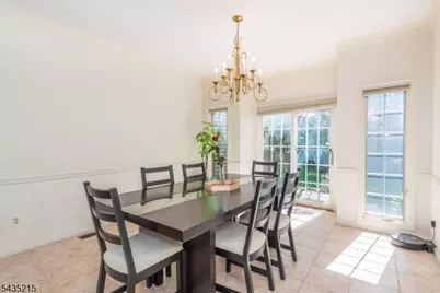 10 Ebersbach Ln, Roseland, NJ 07068 - Photo 11