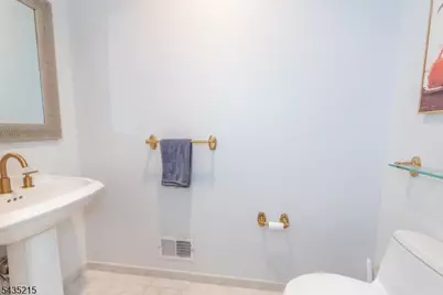 10 Ebersbach Ln, Roseland, NJ 07068 - Photo 13