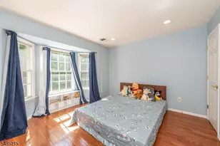 10 Ebersbach Ln, Roseland, NJ 07068 - Photo 17