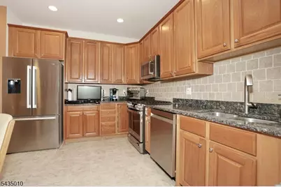 3118 Warrens Way, Wanaque, NJ 07465 - Photo 21